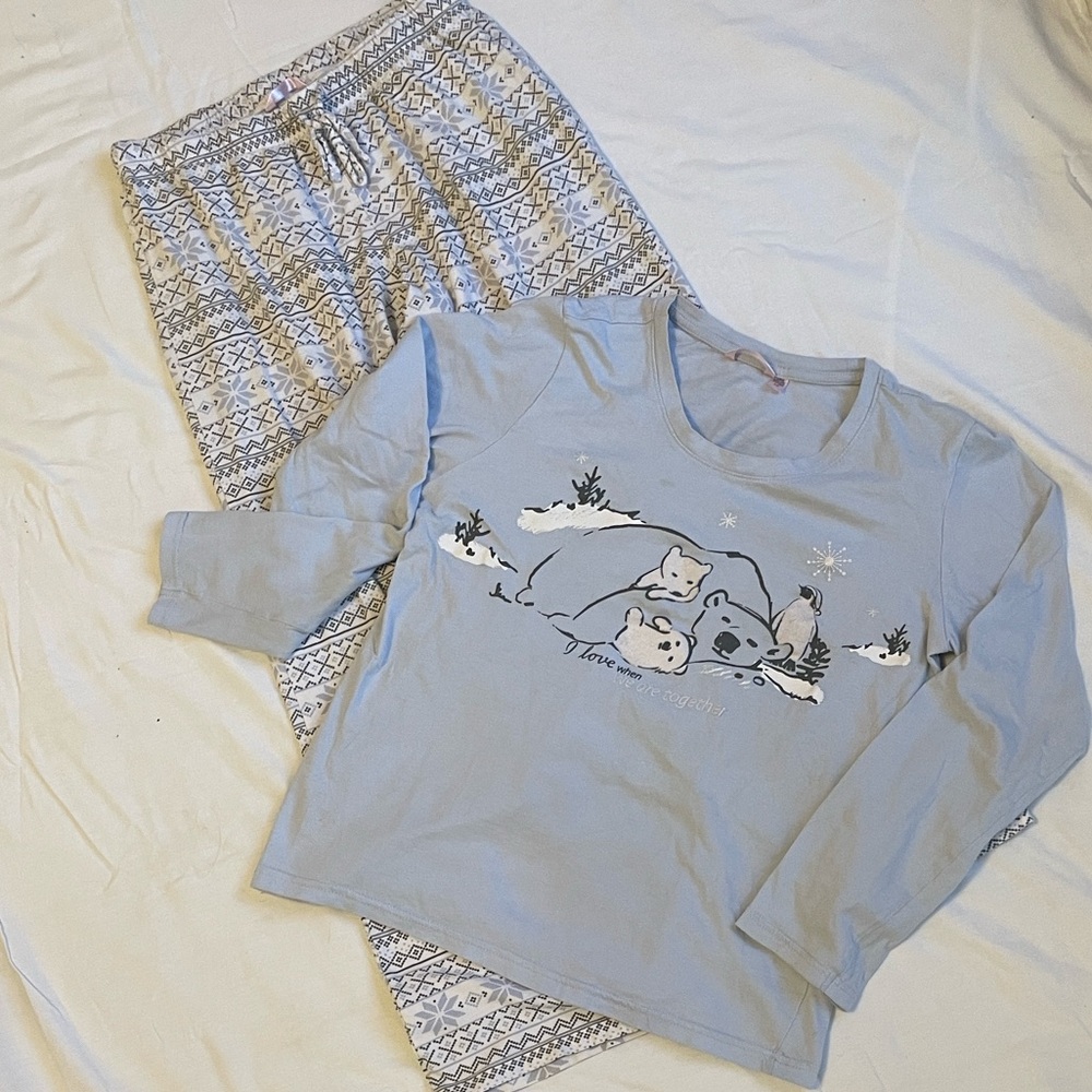 😊 *La Vie en Rose PJs 😍 Polar Bead Print • Size Small